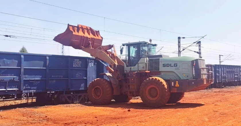 Vedanta Aluminium Cuts CO₂ Emissions by Half with EV Loader Deployment at Kodingamali